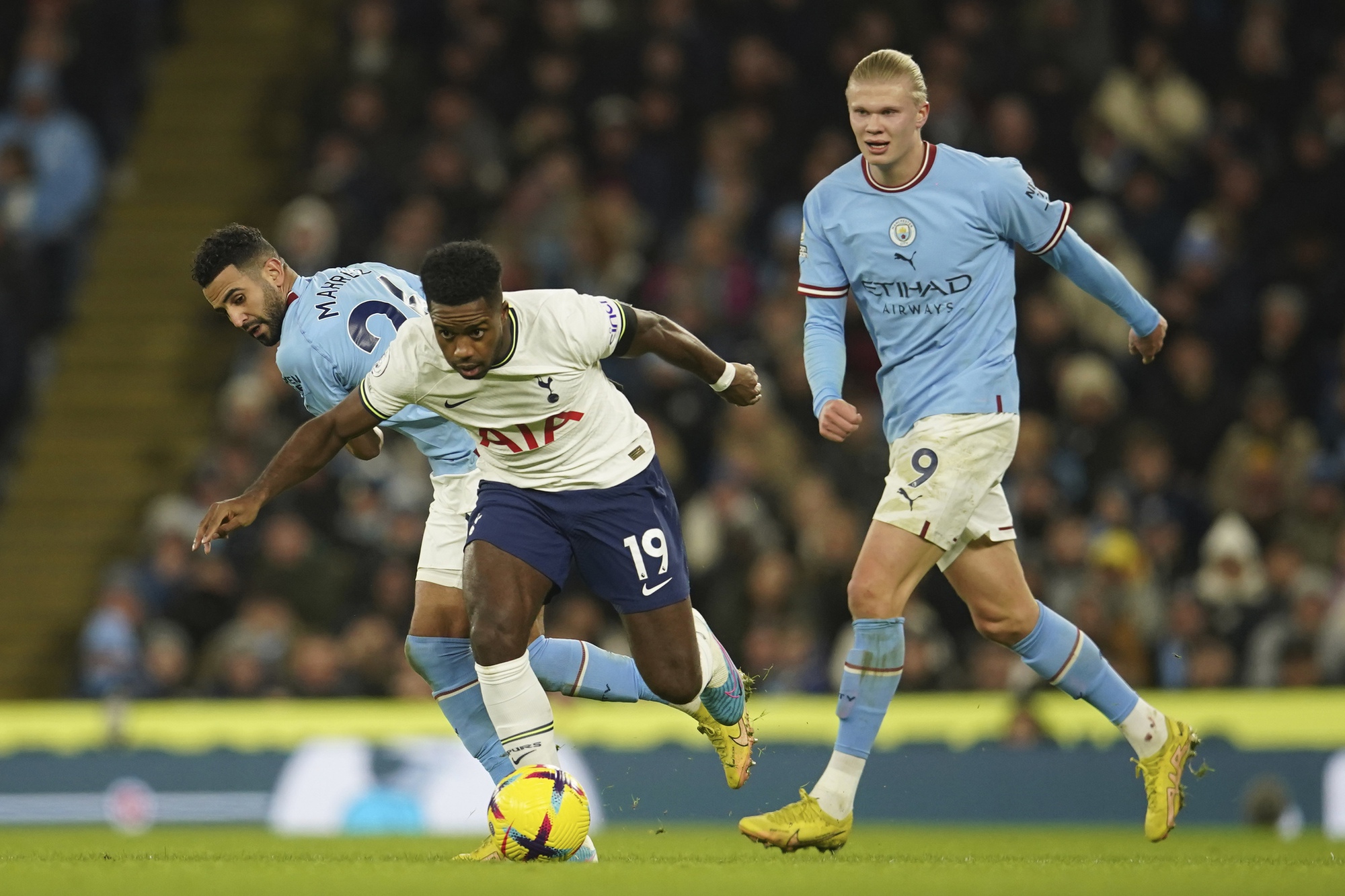 Tottenham chơi đ&ocirc;i c&ocirc;ng, Pep Guardiola c&agrave;ng th&iacute;ch- Ảnh 1.