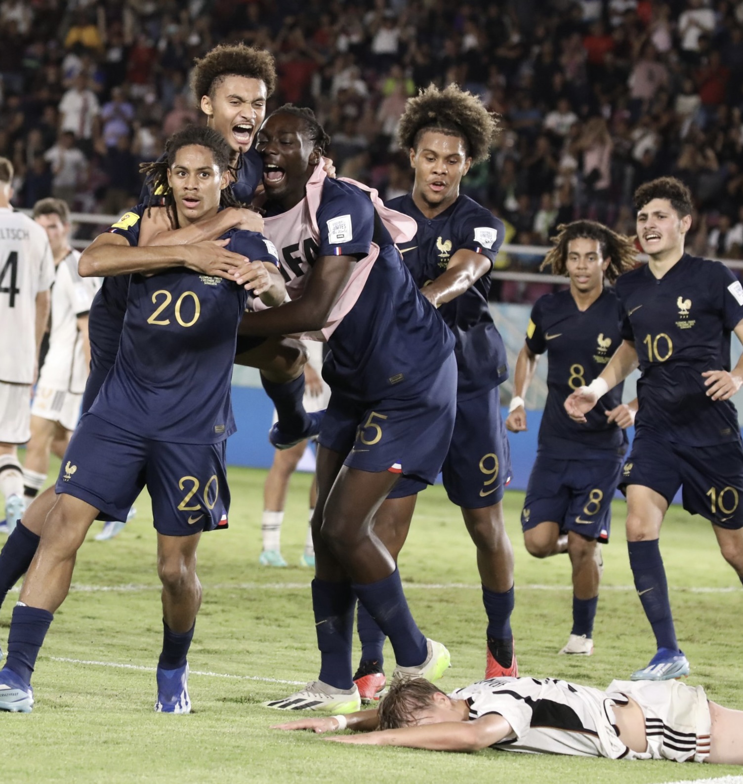 U17 Đức v&ocirc; địch World Cup, lập kỷ lục chưa từng c&oacute; ở ch&acirc;u &Acirc;u- Ảnh 2.