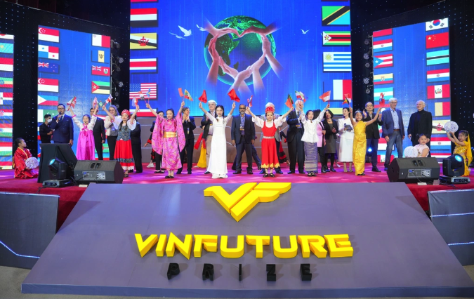 Trao giải thưởng danh gi&aacute; VinFuture 2023- Ảnh 1.