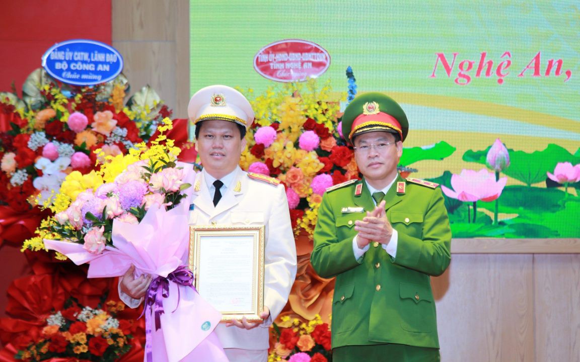 Nghệ An c&oacute; t&acirc;n Gi&aacute;m đốc C&ocirc;ng an tỉnh 46 tuổi