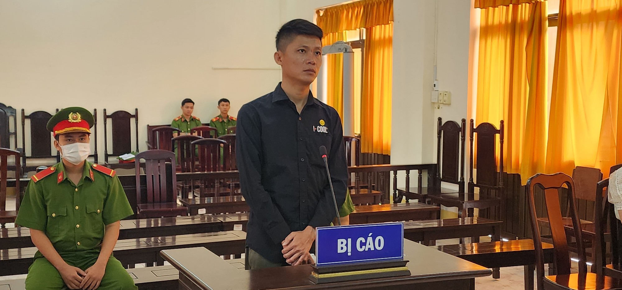 5 bị hại sập bẫy gi&aacute;m đốc c&ocirc;ng ty lữ h&agrave;nh ở Ph&uacute; Quốc- Ảnh 1.