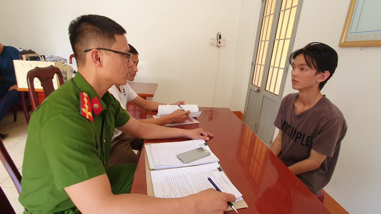Bắt giữ thanh niên 3 lần trộm tài sản ở nhà người yêu cũ - Ảnh 1.