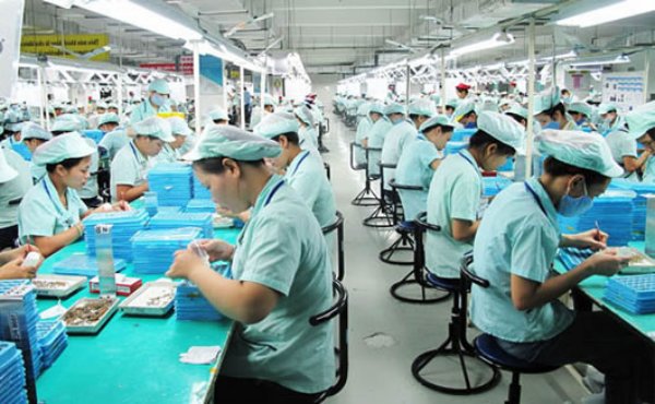 Đề xuất tăng lương tối thiểu vùng năm 2024 với mức 6,5%-7,3%