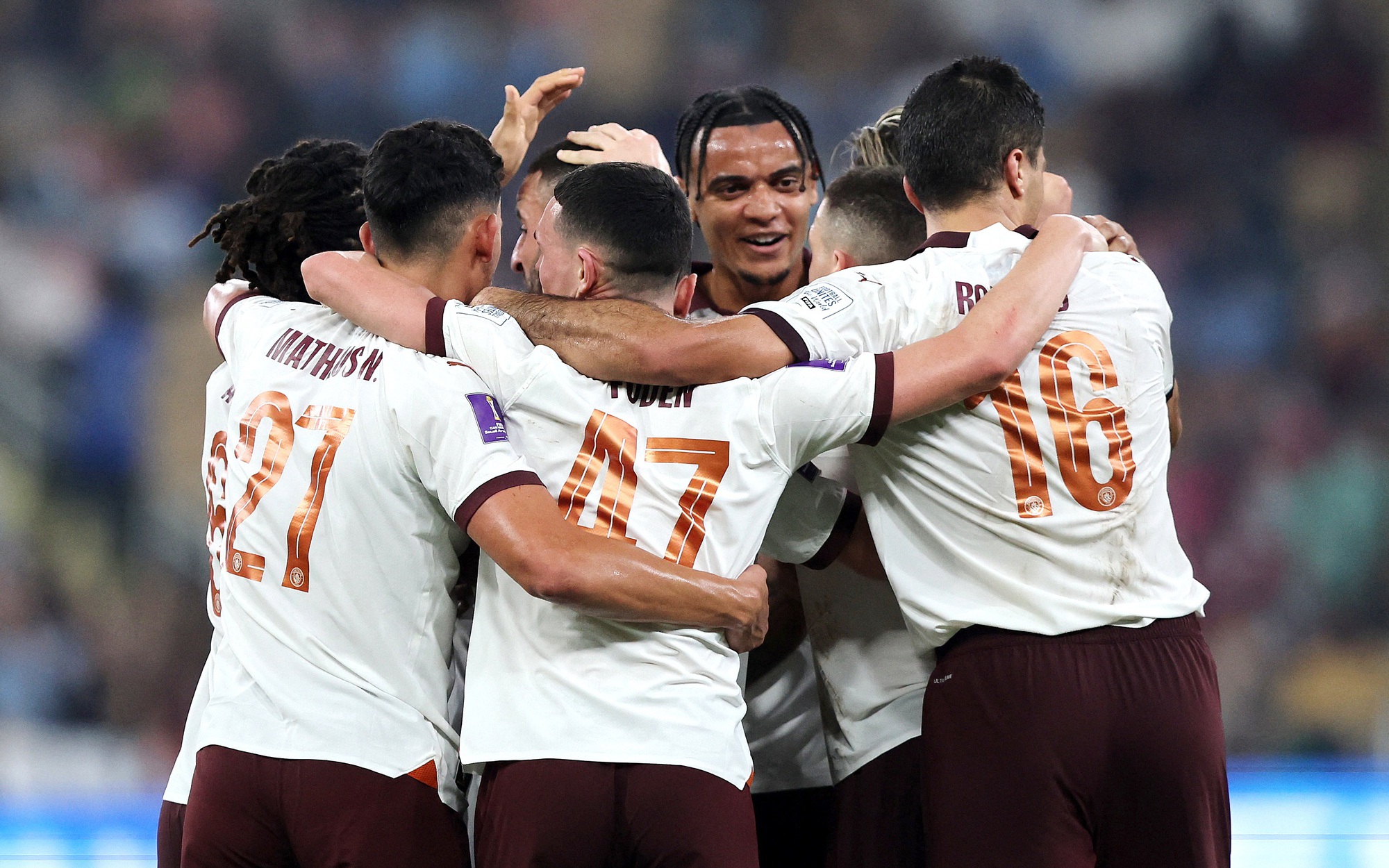 FIFA cấm 3 ngôi sao Man City tham dự chung kết Club World Cup