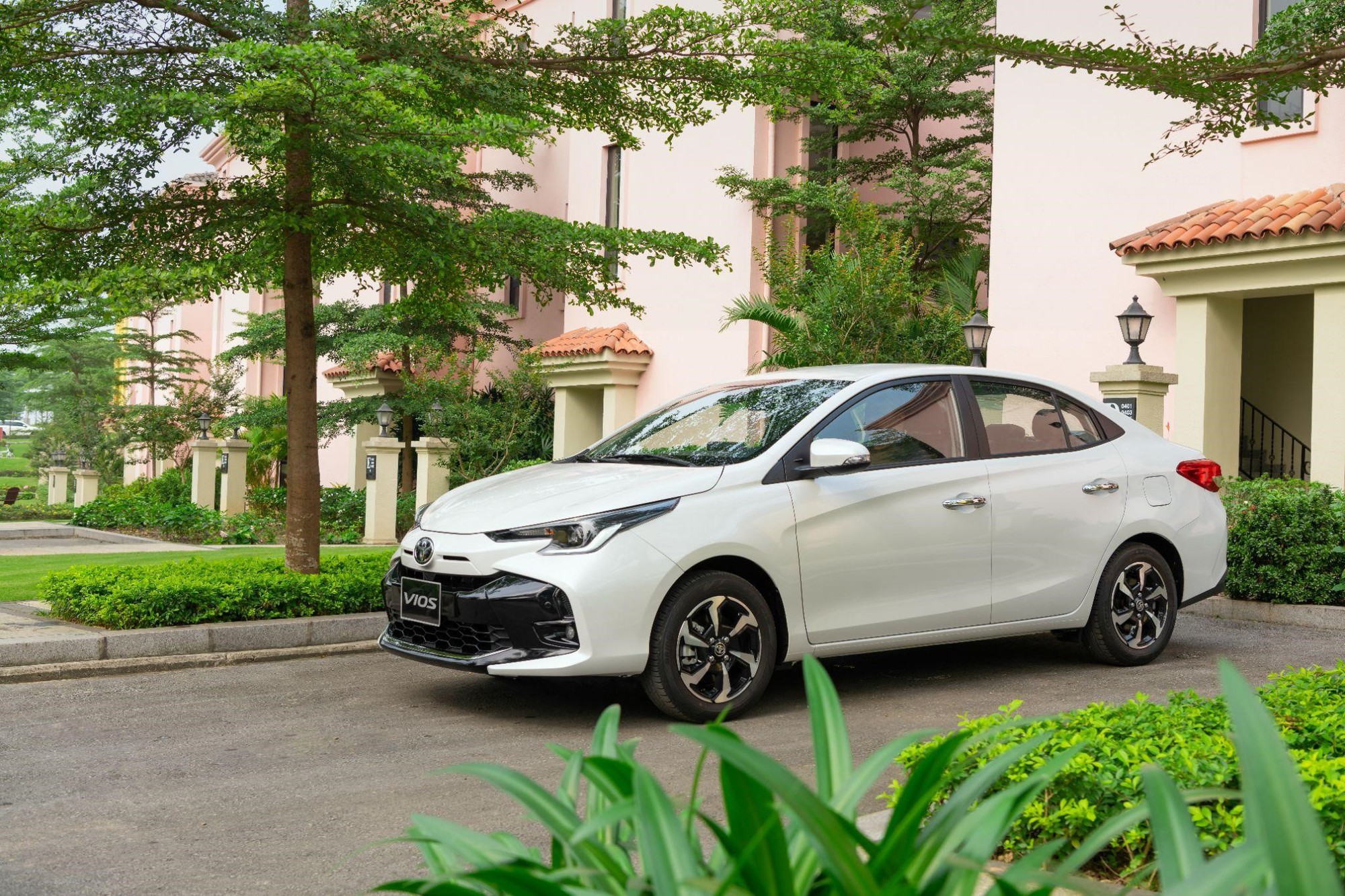 Cơ hội cuối cùng được miễn 100% lệ phí trước bạ khi mua Vios- Ảnh 1.