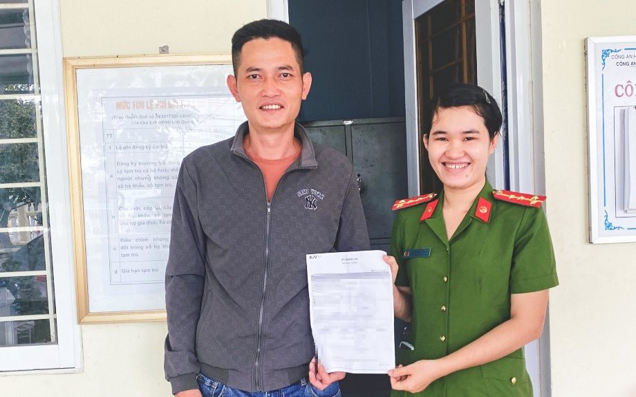 Nhận 260 triệu đồng chuyển khoản nhầm, nam thanh niên tìm người trả lại