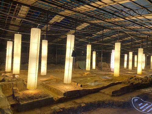 Ph&aacute;t hiện th&ecirc;m dấu t&iacute;ch kiến tr&uacute;c dưới nền điện K&iacute;nh Thi&ecirc;n