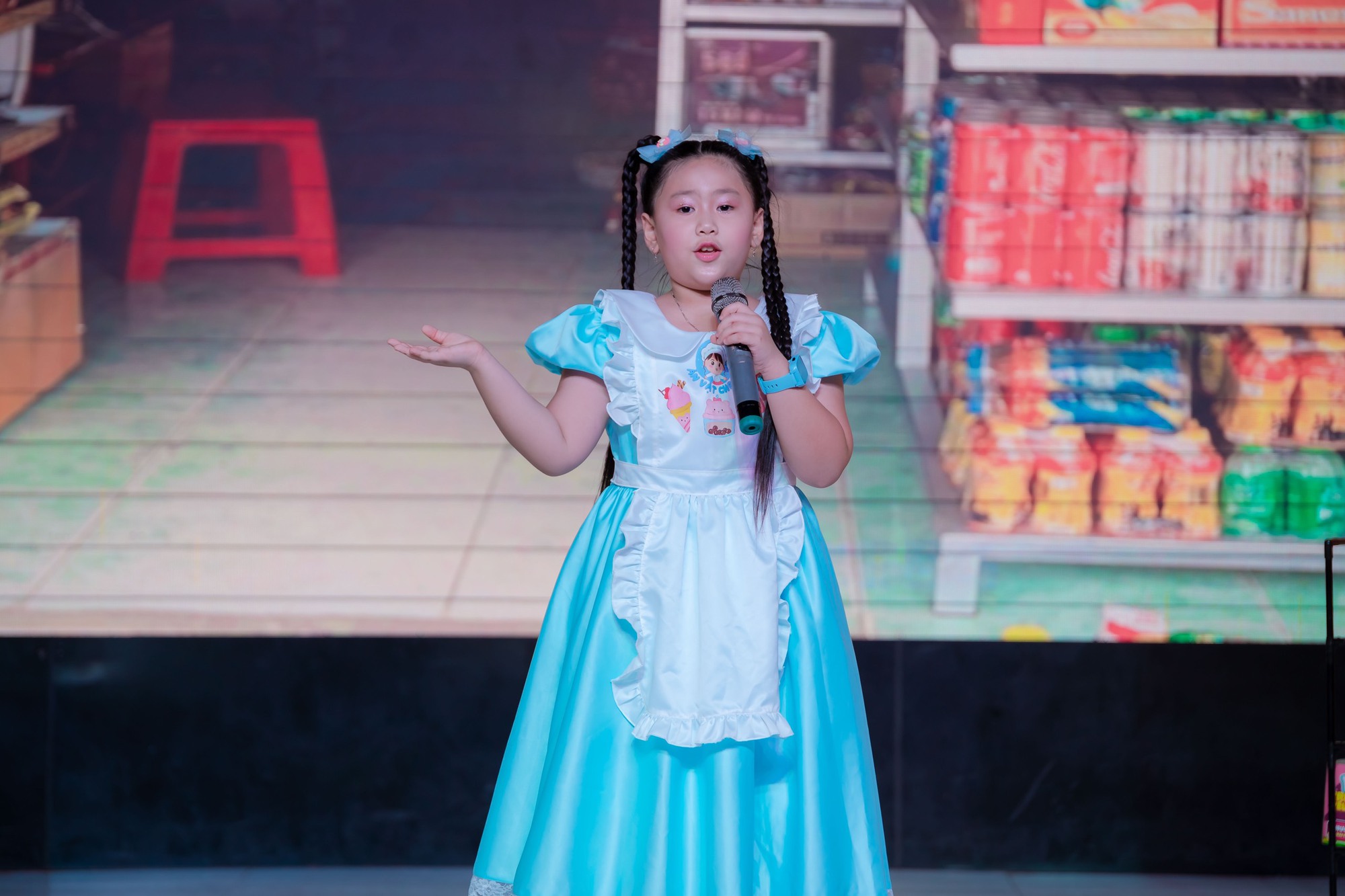 MC nhí Nguyễn Cao Thanh Trúc mang miền Tây sông nước lên Chung kết “Tìm kiếm tài năng MC nhí 2023”- Ảnh 1.