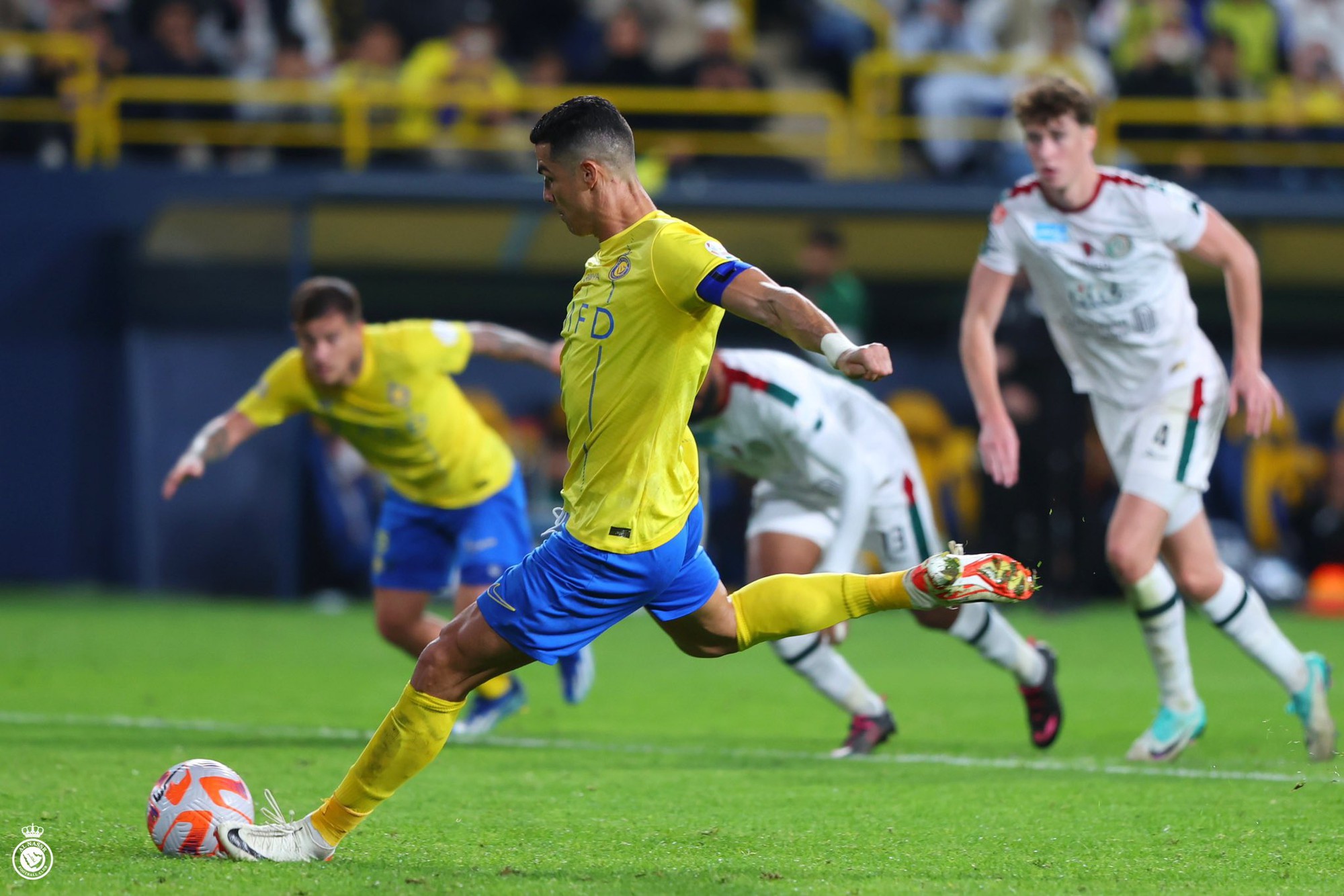 Ronaldo ghi b&agrave;n thứ 870 trong chiến thắng của Al-Nassr- Ảnh 1.