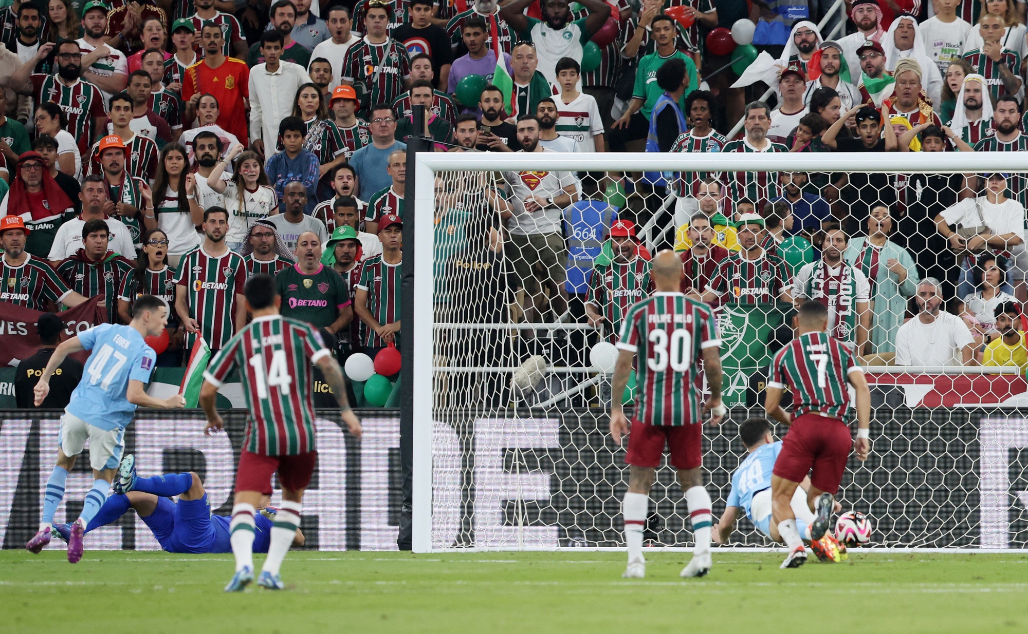 Thắng "4 sao" Fluminense, Man City lần đầu đăng quang Club World Cup- Ảnh 1.
