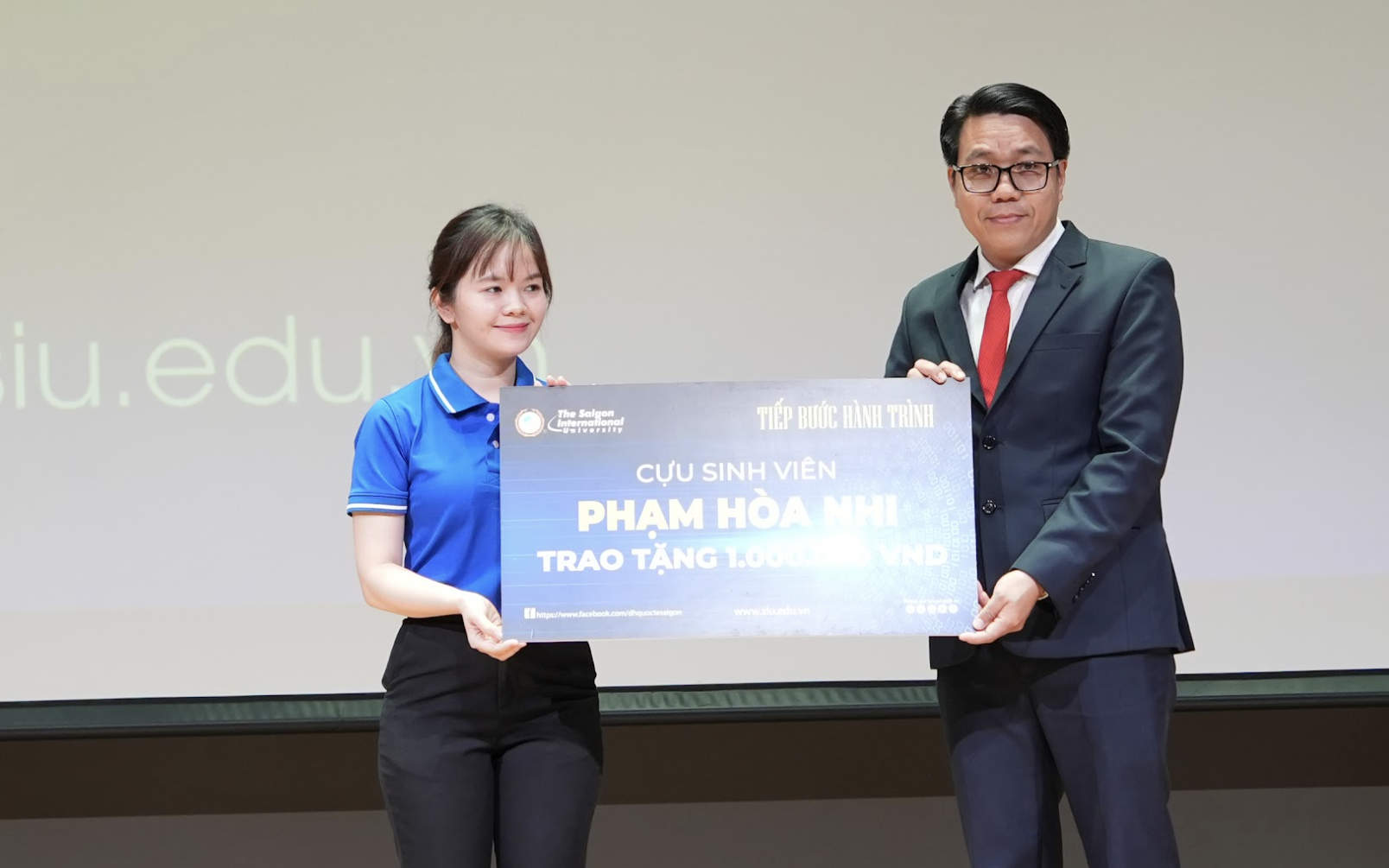 Học bổng tiếp bước hành trình hỗ trợ 100% học phí ĐH cho học sinh THPT