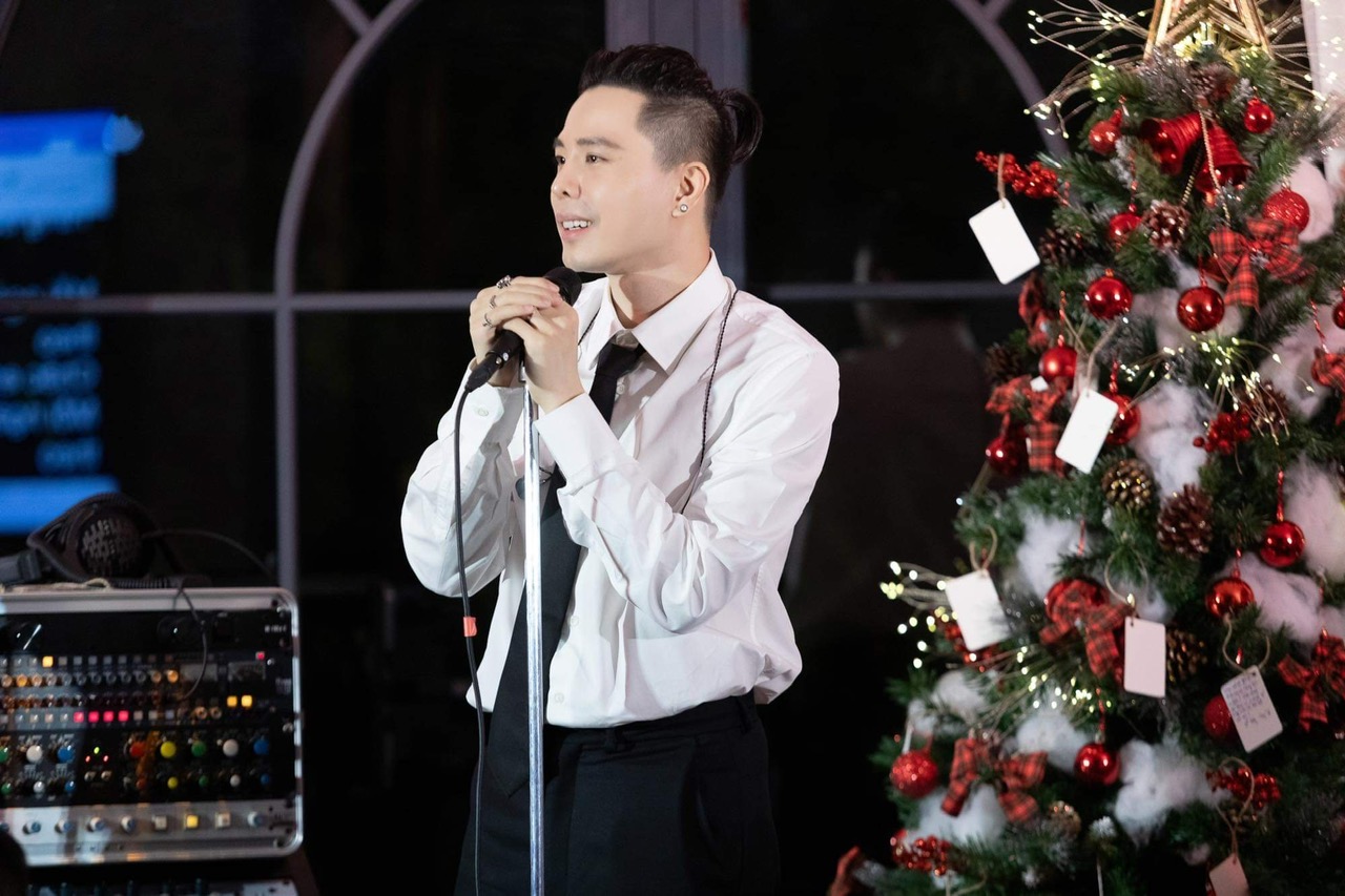 Trịnh Thăng Bình gia nhập xu hướng "sô bé nhưng chất"
- Ảnh 1.