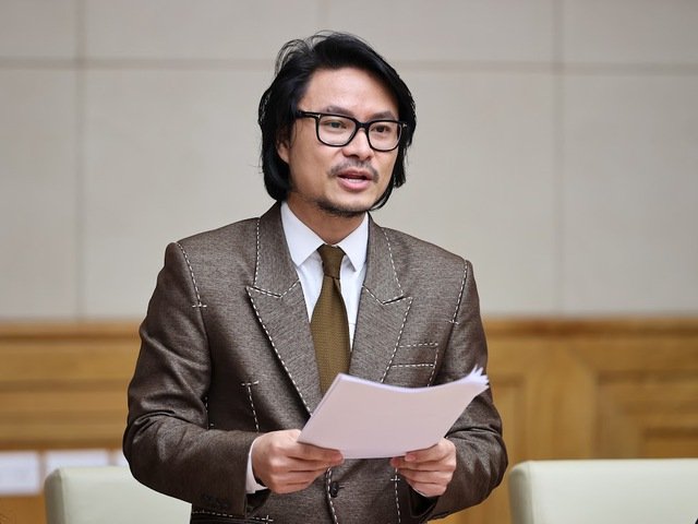Đạo diễn Ho&agrave;ng Nhật Nam: "C&ocirc;ng ty Sen V&agrave;ng lấy lỗ l&agrave;m lời"

- Ảnh 2.