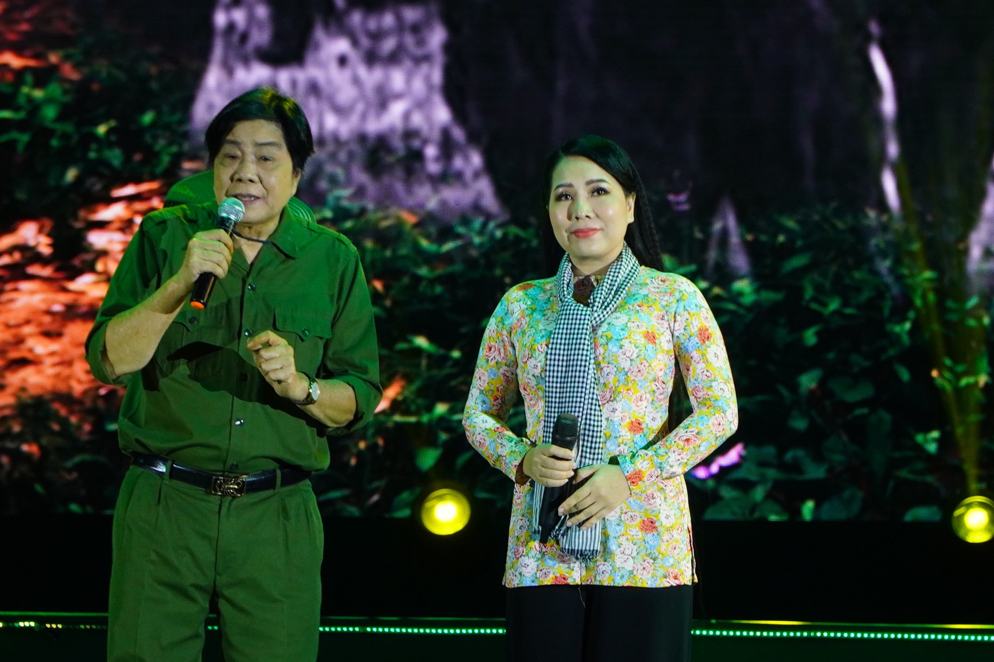 H&agrave;o h&ugrave;ng với "Vang m&atilde;i kh&uacute;c qu&acirc;n h&agrave;nh"- Ảnh 9.