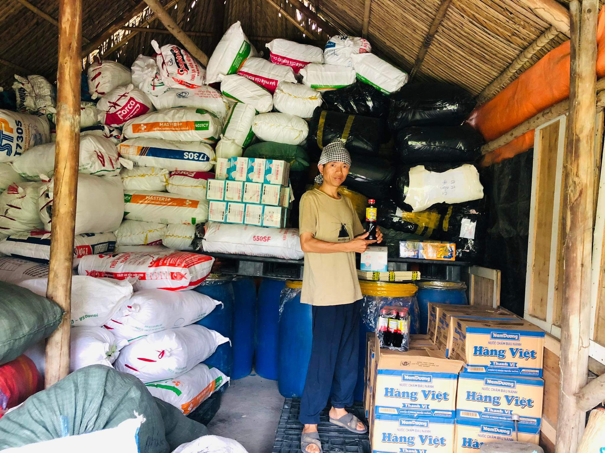 Qu&agrave; Tết sớm cho b&agrave; con v&ugrave;ng cao- Ảnh 1.