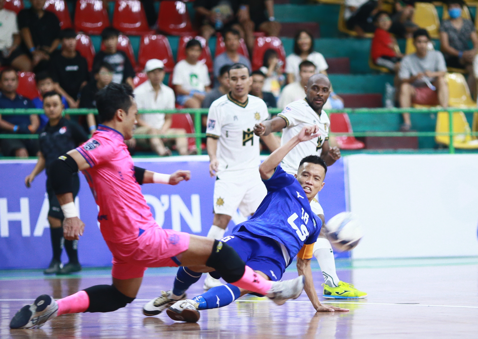 Thái Sơn Nam bị á quân futsal Thai League cầm hòa- Ảnh 3.