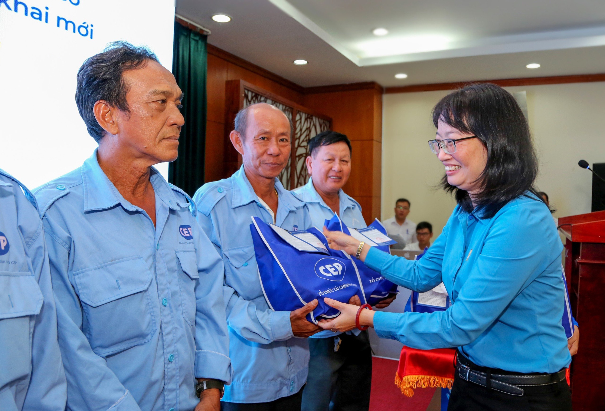 Ngăn tín dụng đen tiếp cận người lao động- Ảnh 1.
