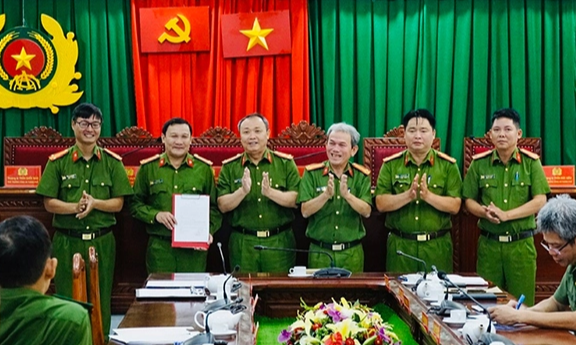Triệt ph&aacute; đường d&acirc;y cho vay nặng l&atilde;i thu lợi bất ch&iacute;nh hơn 4 tỉ đồng- Ảnh 1.