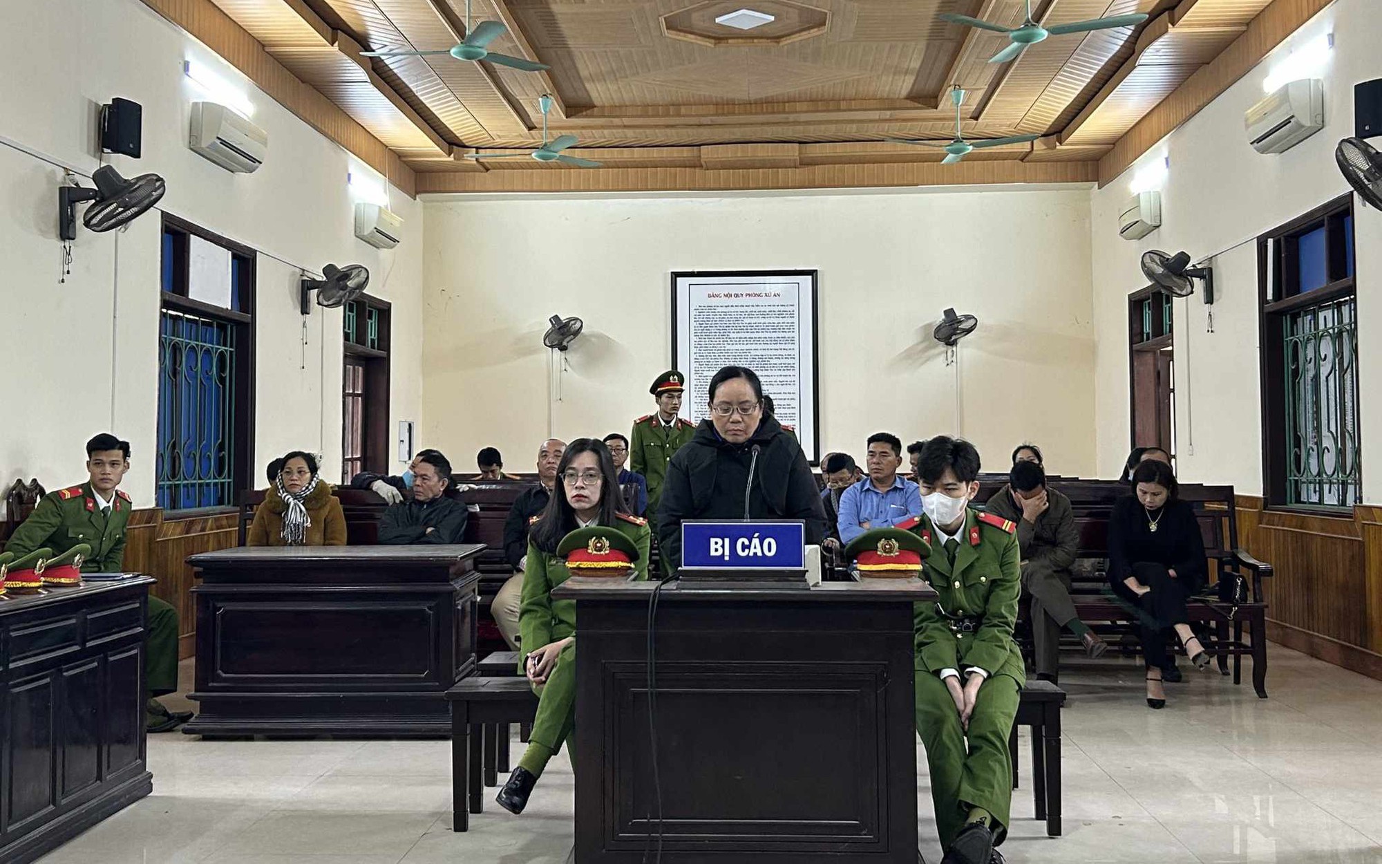 “Nổ” có khả năng xin việc để lừa đảo chiếm đoạt tài sản
