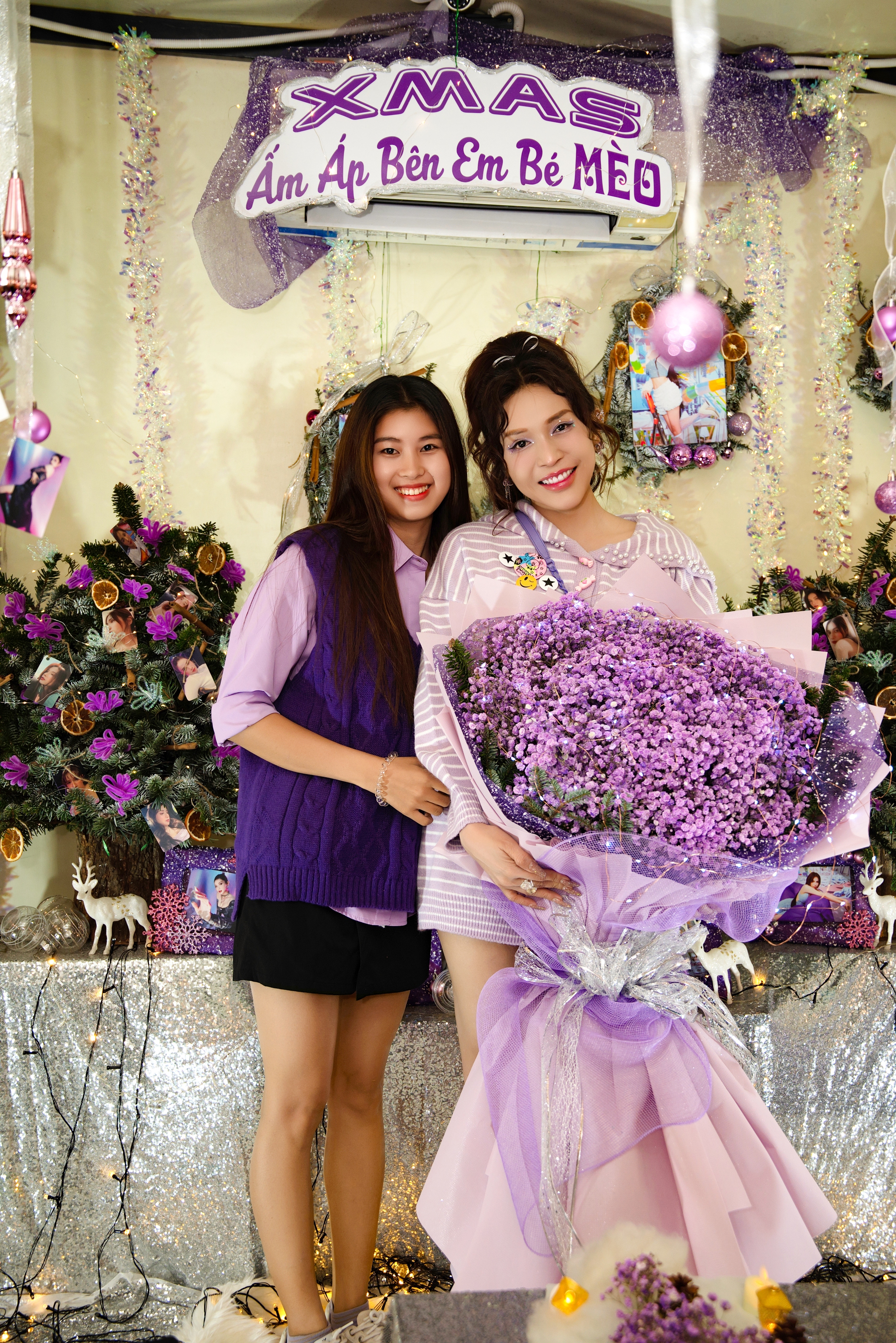 Khả Như "t&iacute;m lịm" mừng Gi&aacute;ng sinh c&ugrave;ng người h&acirc;m mộ- Ảnh 12.
