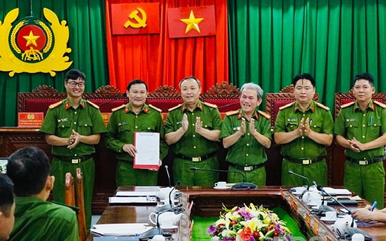 Triệt phá đường dây cho vay nặng lãi thu lợi bất chính hơn 4 tỉ đồng