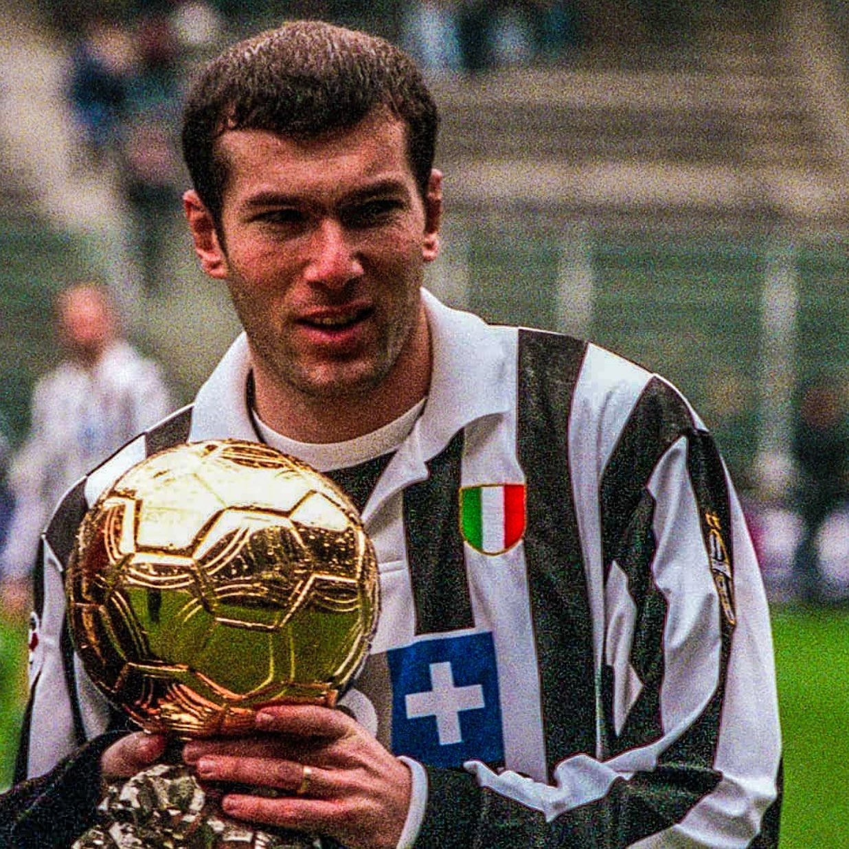 Đội hình vĩ đại nhất mọi thời đại của Serie A - Ảnh 8.