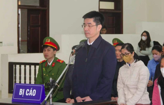 Cựu điều tra vi&ecirc;n Ho&agrave;ng Văn Hưng được đề nghị từ chung th&acirc;n xuống 20 năm t&ugrave;- Ảnh 1.
