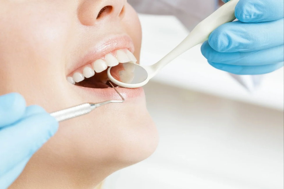 Xử cùng lúc 28 chiếc răng sâu, nha sĩ bị bệnh nhân kiện- Ảnh 1.