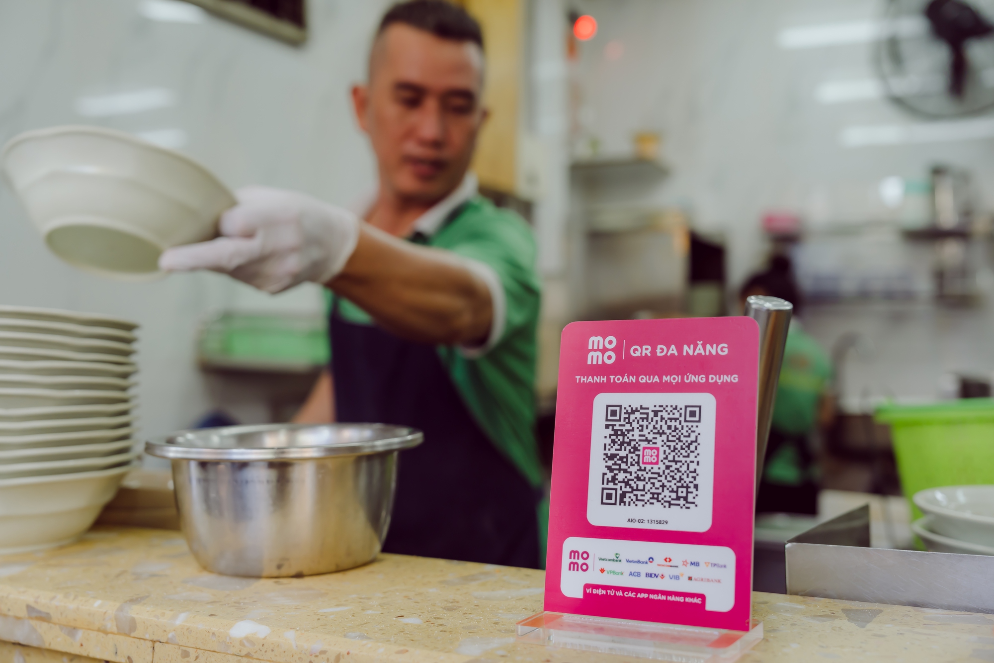 MoMo là Fintech duy nhất vào tốp 10 thương hiệu tốt nhất Việt Nam 2023- Ảnh 1.