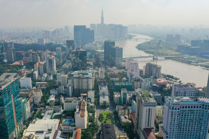Địa ốc năm 2023 ngấm đòn, năm 2024 có thể qua vùng đáy?- Ảnh 1.