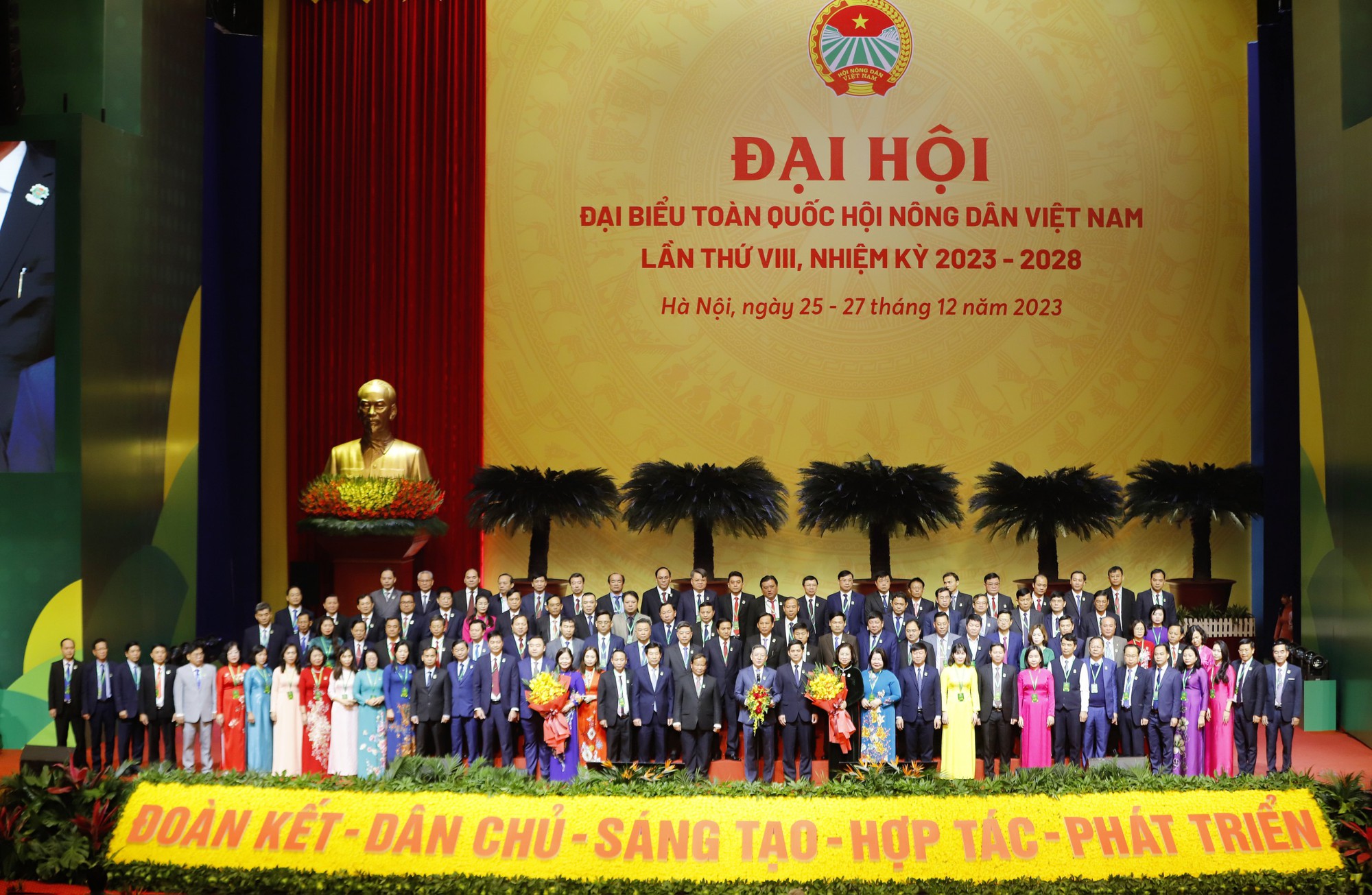 Ban chấp h&agrave;nh Trung ương Hội N&ocirc;ng d&acirc;n Việt Nam kho&aacute; VIII ra mắt