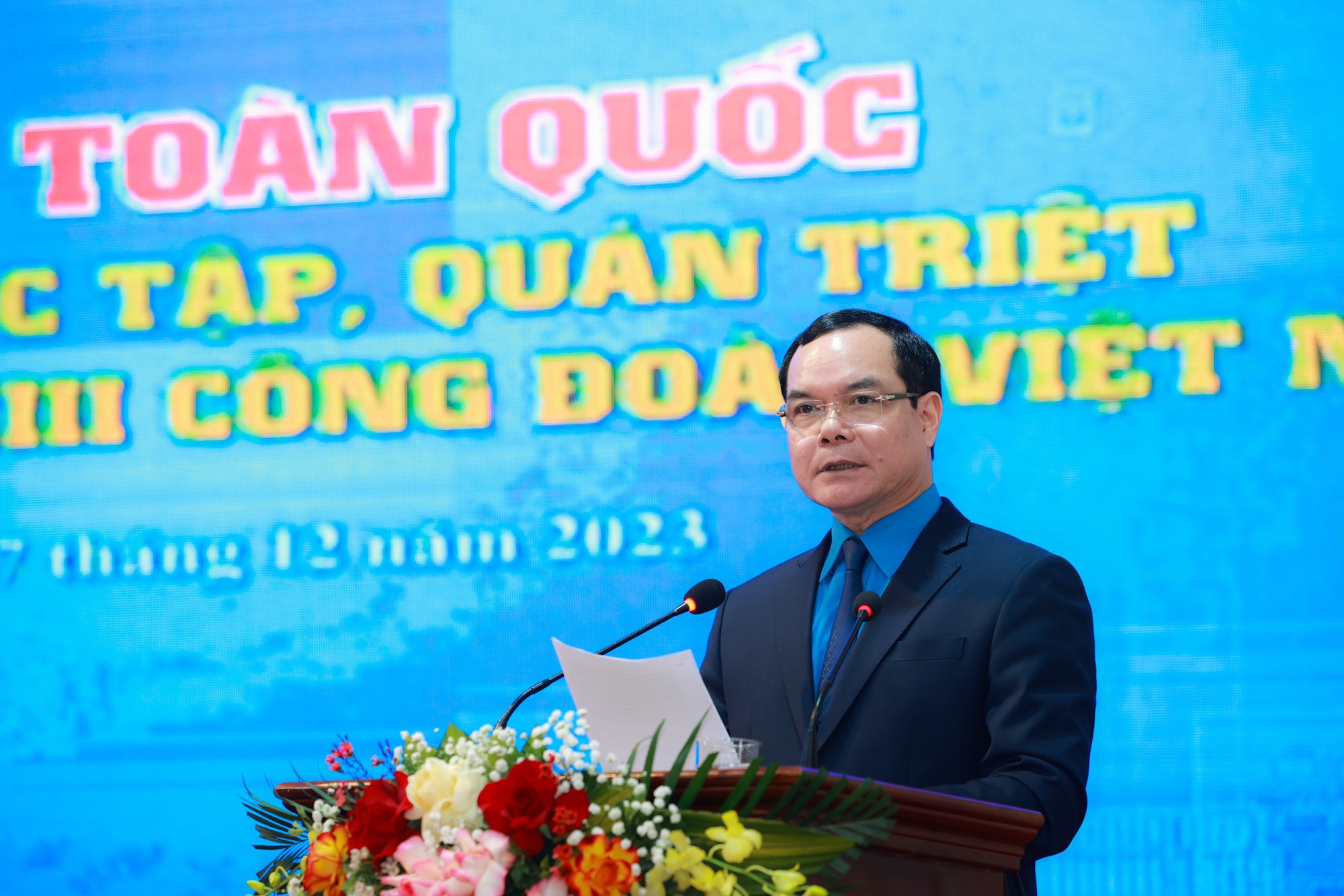 Nghiên cứu, học tập Nghị quyết Đại hội XIII Công đoàn Việt Nam- Ảnh 4.