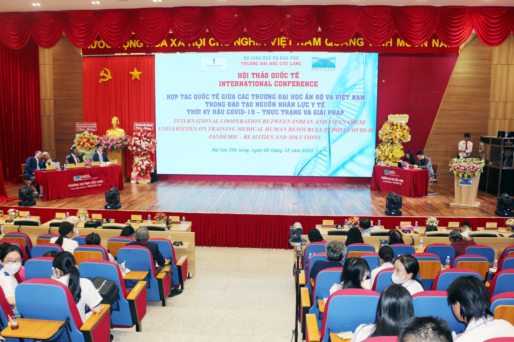 Hội thảo quốc tế về hậu COVID-19 diễn ra tại Trường ĐH Cửu Long- Ảnh 2.
