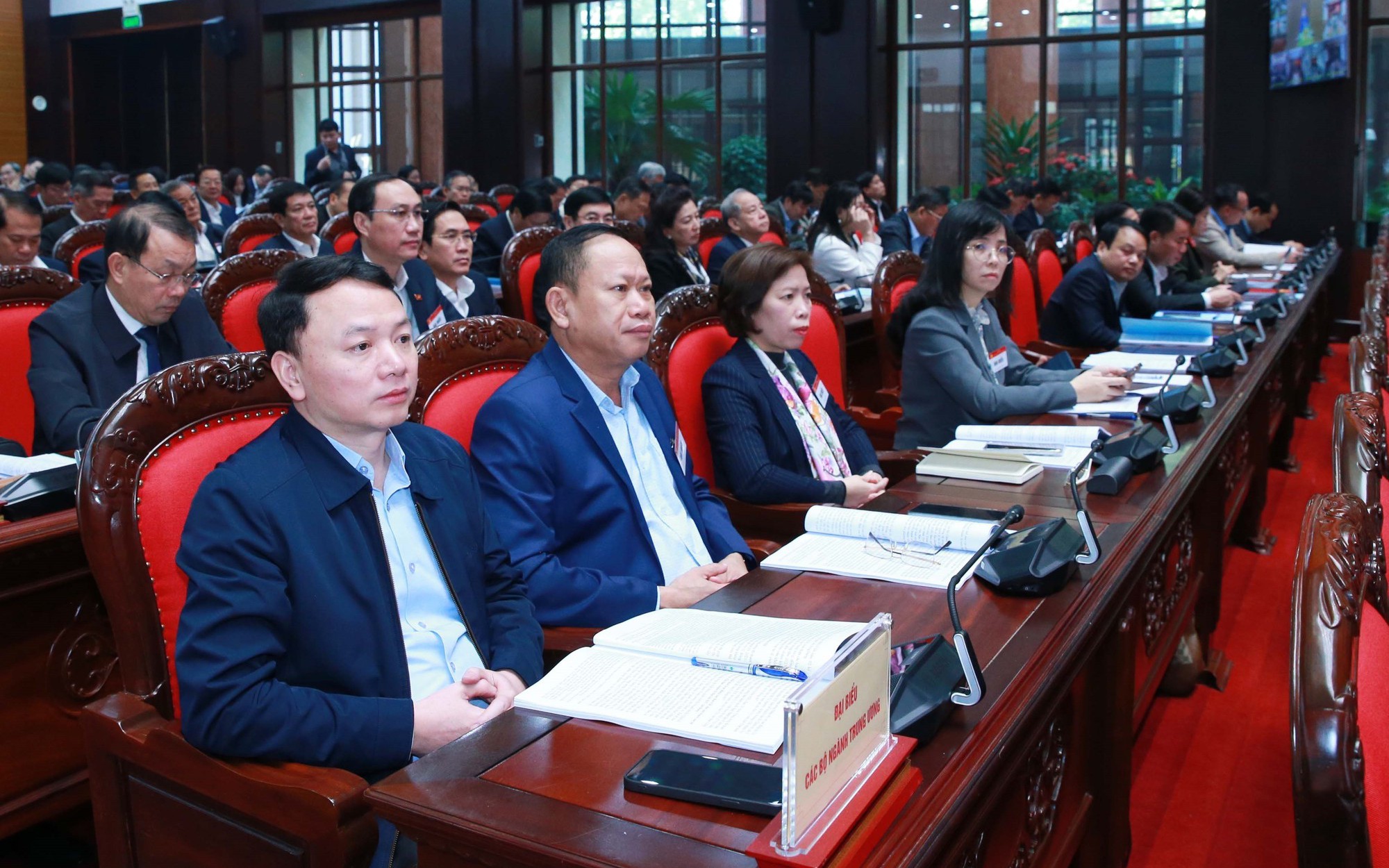 Tăng cường cải cách công tác cán bộ