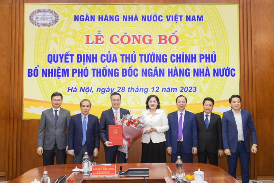 C&ocirc;ng bố Quyết định bổ nhiệm Ph&oacute; Thống đốc Ng&acirc;n h&agrave;ng Nh&agrave; nước- Ảnh 2.