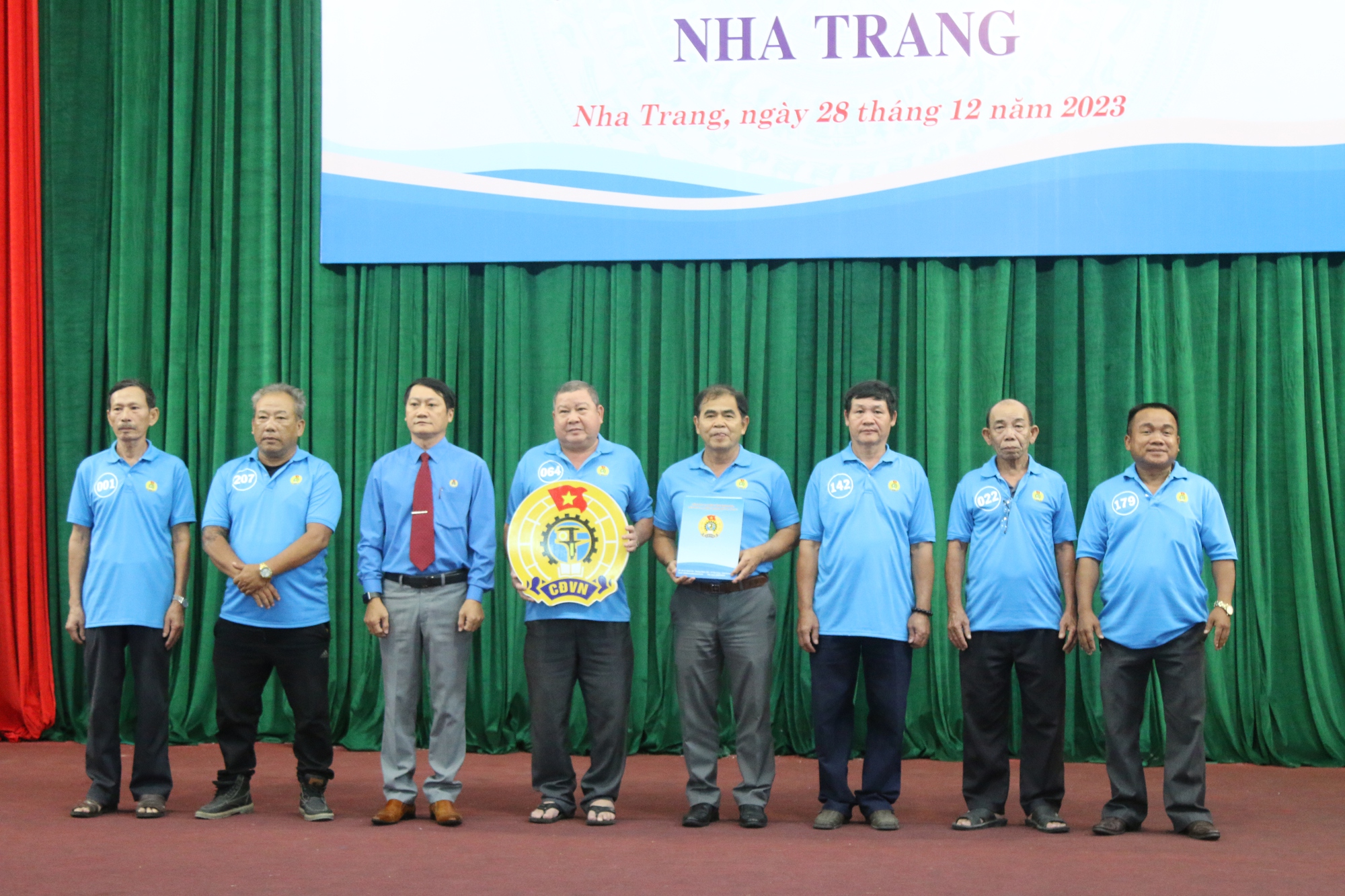Kh&aacute;nh H&ograve;a: 264 lao động h&agrave;nh nghề x&iacute;ch l&ocirc; tham gia nghiệp đo&agrave;n- Ảnh 3.