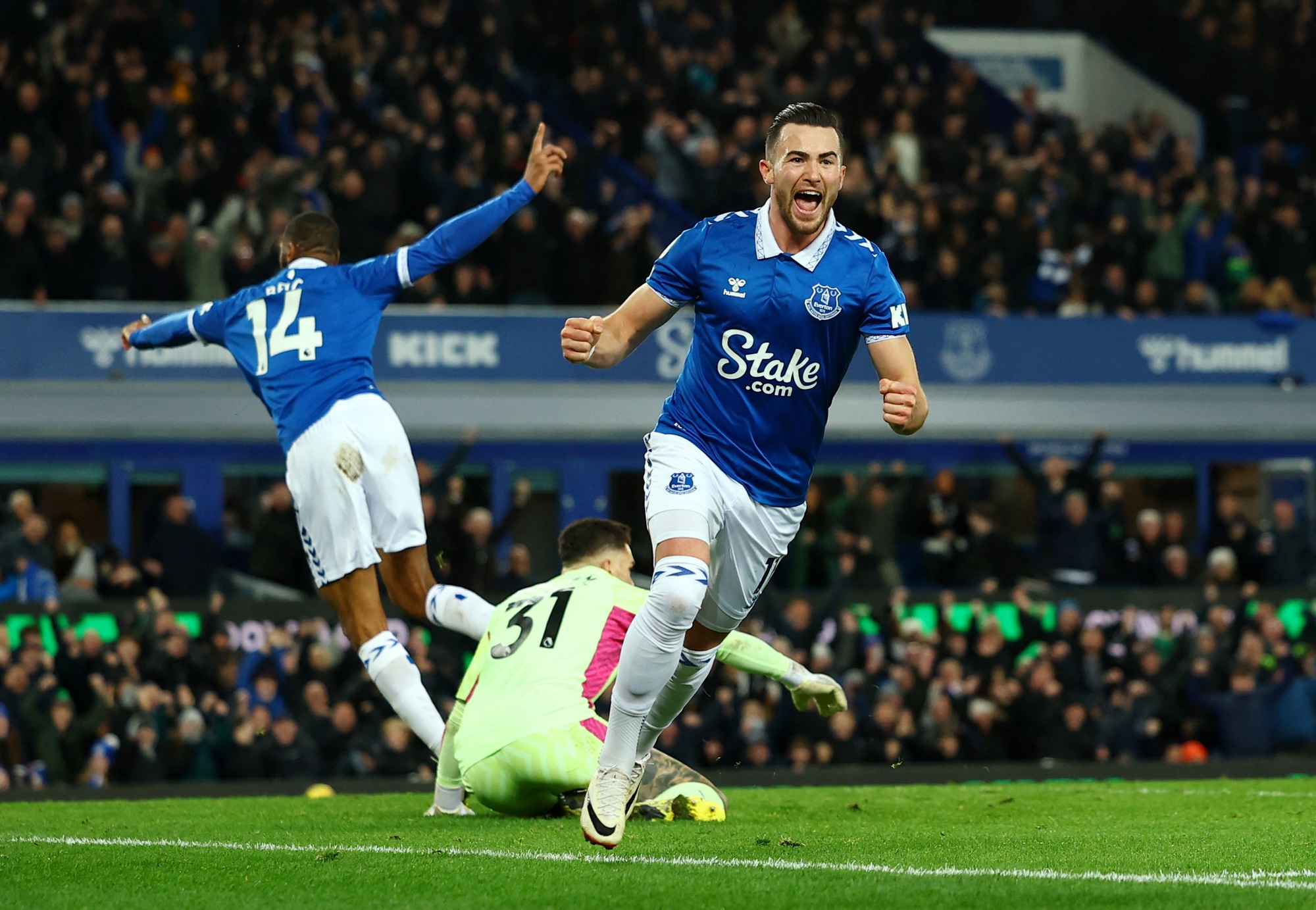 Ngược dòng ngoạn mục, Man City khẳng định sức mạnh nhà vô địch World Cup- Ảnh 3.