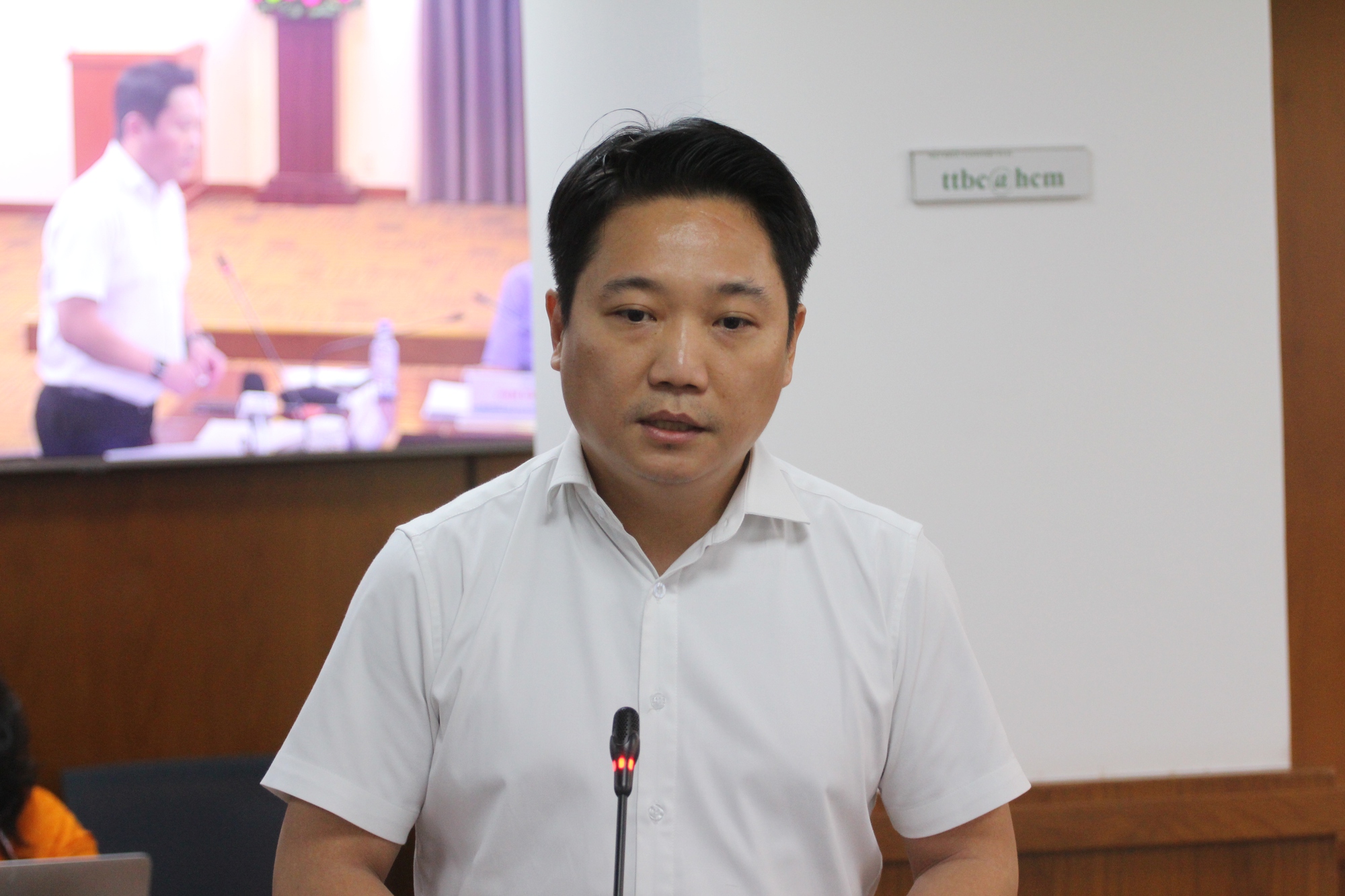 TP HCM sẽ mua hoa ế của tiểu thương Bến Bình Đông- Ảnh 1.