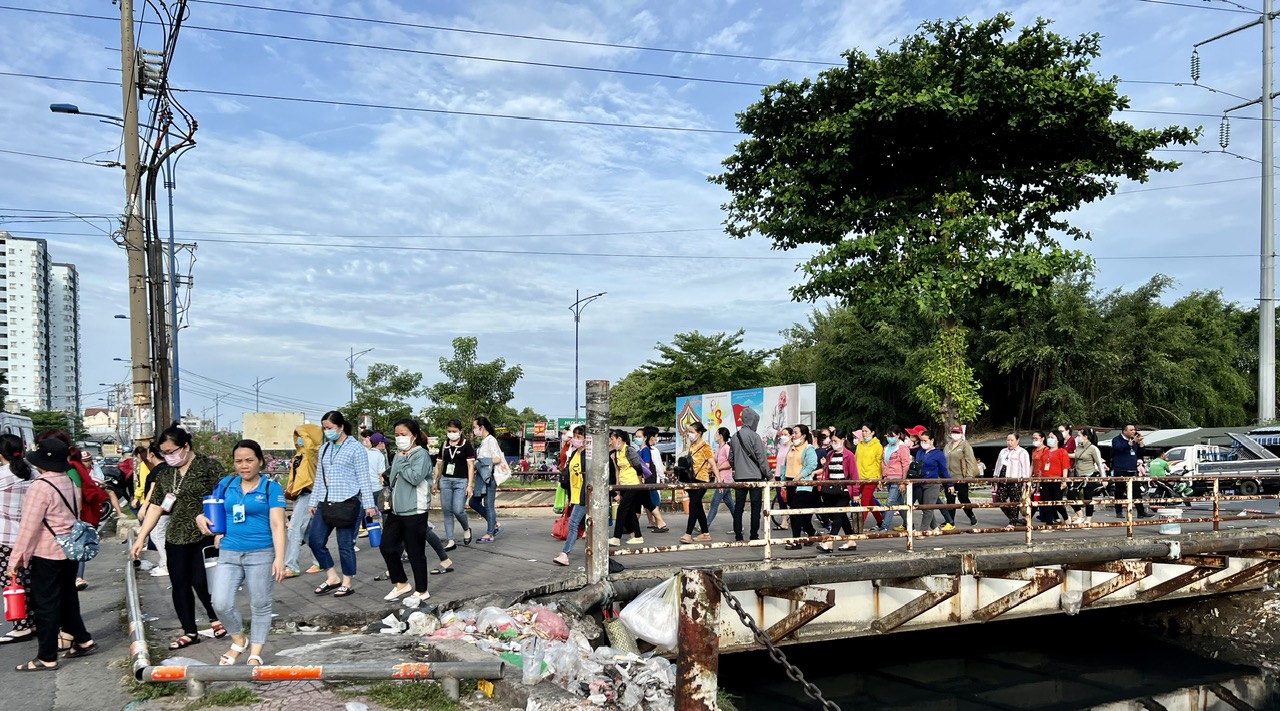 C&ocirc;ng ty thiếu đơn h&agrave;ng, c&ocirc;ng nh&acirc;n lo kh&ocirc;ng c&oacute; thưởng Tết- Ảnh 2.