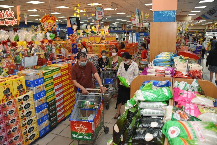 GDP năm 2023 tăng 5,05%, quy m&ocirc; đạt 430 tỉ USD- Ảnh 1.