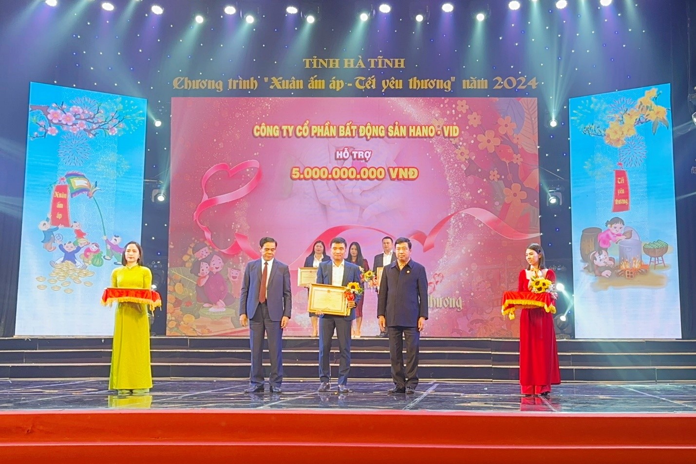Hano-vid chung tay giúp người nghèo Hà Tĩnh vui xuân đón Tết- Ảnh 1.