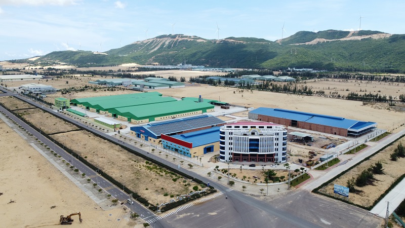 Bình Định thưởng Tết 2024 cao nhất là 250 triệu đồng- Ảnh 1.