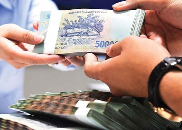 Thủ tướng: Bảo đảm c&ocirc;ng chức, vi&ecirc;n chức, người lao động được chi trả đầy đủ lương, tiền thưởng Tết- Ảnh 1.