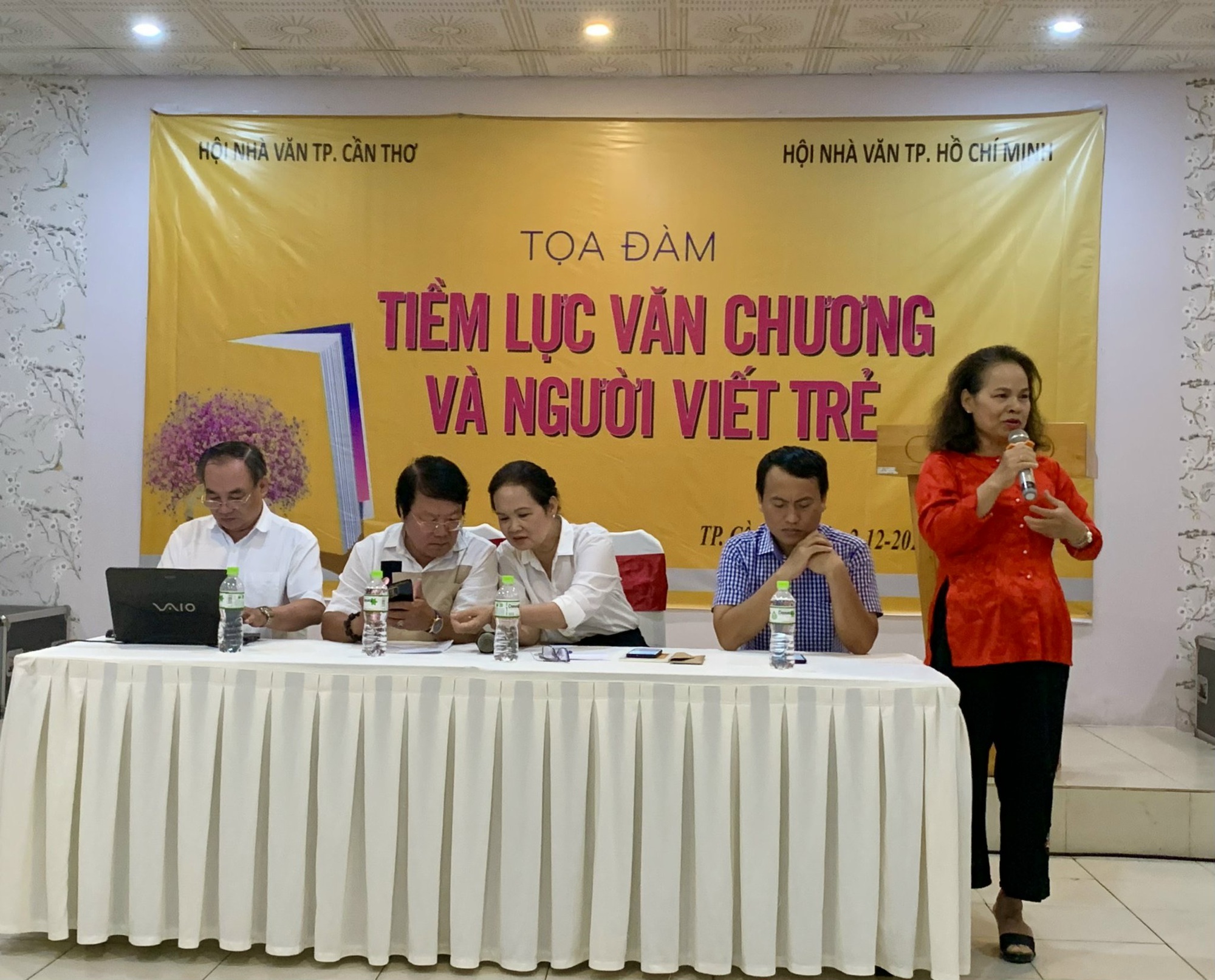 VĂN CHƯƠNG ĐBSCL V&Agrave; NGƯỜI VIẾT TRẺ: Chỉ cần kh&ocirc;ng bỏ cuộc l&agrave; đ&atilde; th&agrave;nh c&ocirc;ng- Ảnh 6.