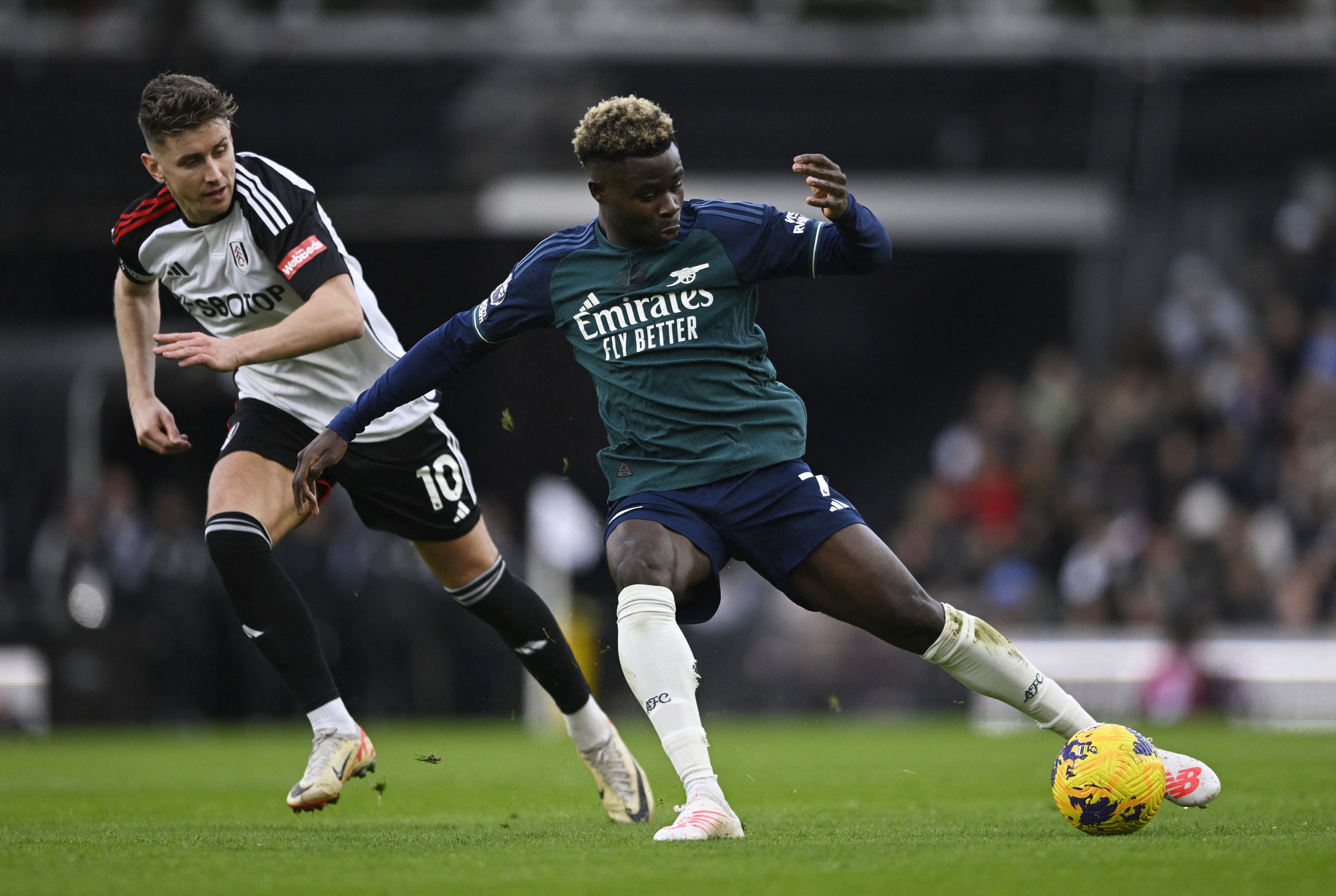Thua liền 2 trận derby, Arsenal ch&ocirc;n ch&acirc;n ở vị tr&iacute; thứ 4- Ảnh 1.