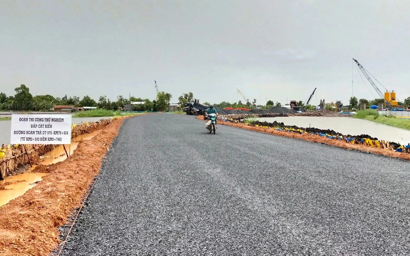 145 triệu m3 cát biển ở Sóc Trăng đủ tiêu chuẩn đắp nền cao tốc