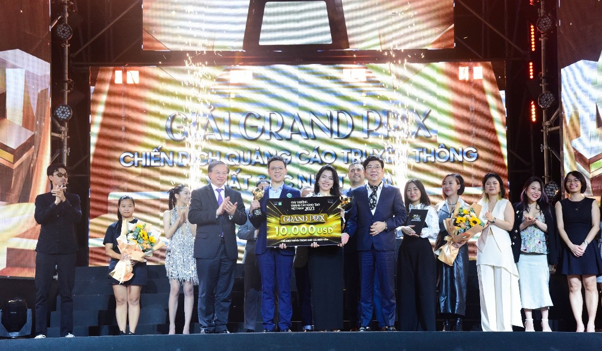 Cộng đồng mạng x&ocirc;n xao săn v&eacute; concert c&oacute; sự tham gia của Đen V&acirc;u, H&agrave; Anh Tuấn...- Ảnh 1.