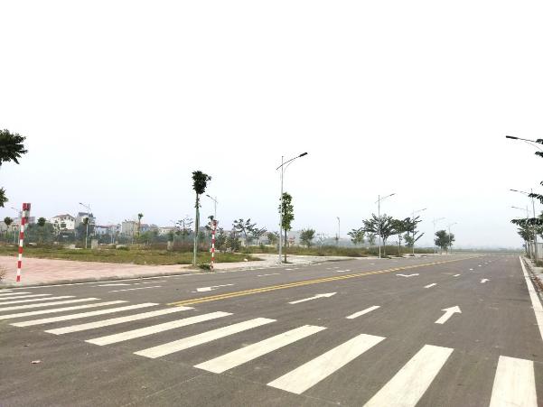Mảnh đất 102 m2 gi&aacute; hơn 3 tỉ đồng bất ngờ được trả hơn 400 tỉ đồng, hơn 4 tỉ đồng 1 m2- Ảnh 2.