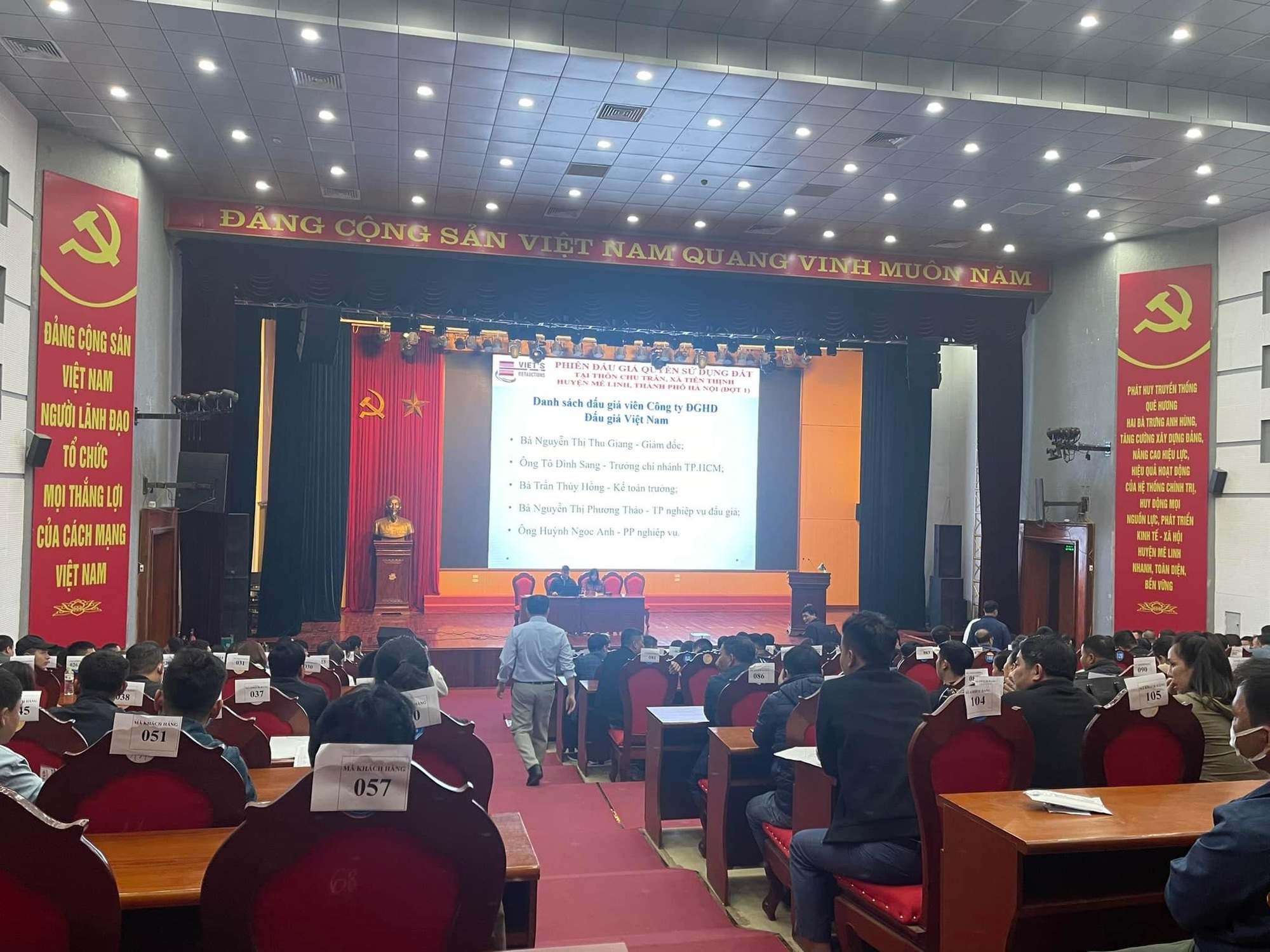 Vụ đấu giá đất hơn 4 tỉ đồng/m2: Do căng thẳng nên trả giá nhầm?- Ảnh 1.
