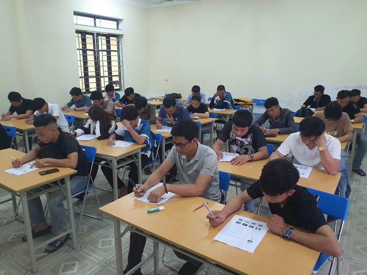 Hà Tĩnh: Hơn 800 doanh nghiệp giải thể, tạm ngừng hoạt động trong năm 2023- Ảnh 2.